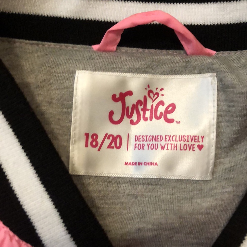 Justice Jacket - Picture 3 of 7